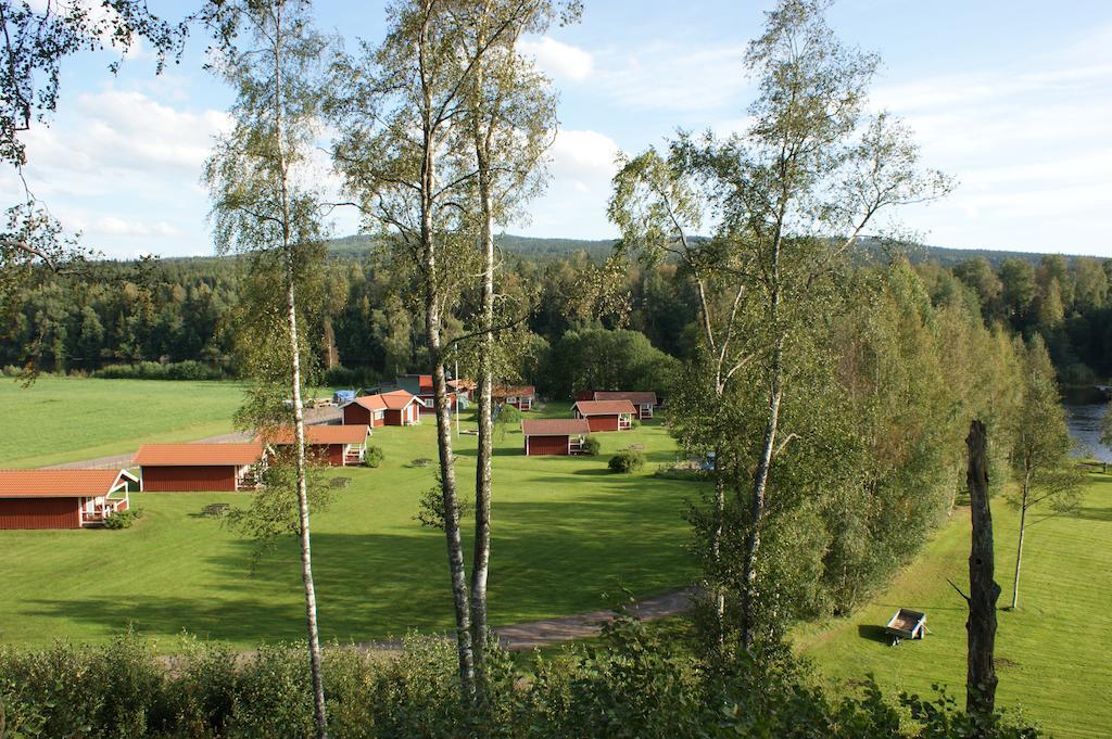 Ratt o Roder Stugby&Konferens Villa Djuras Eksteriør bilde